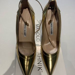 Gold Metallic Manolo Blahnik